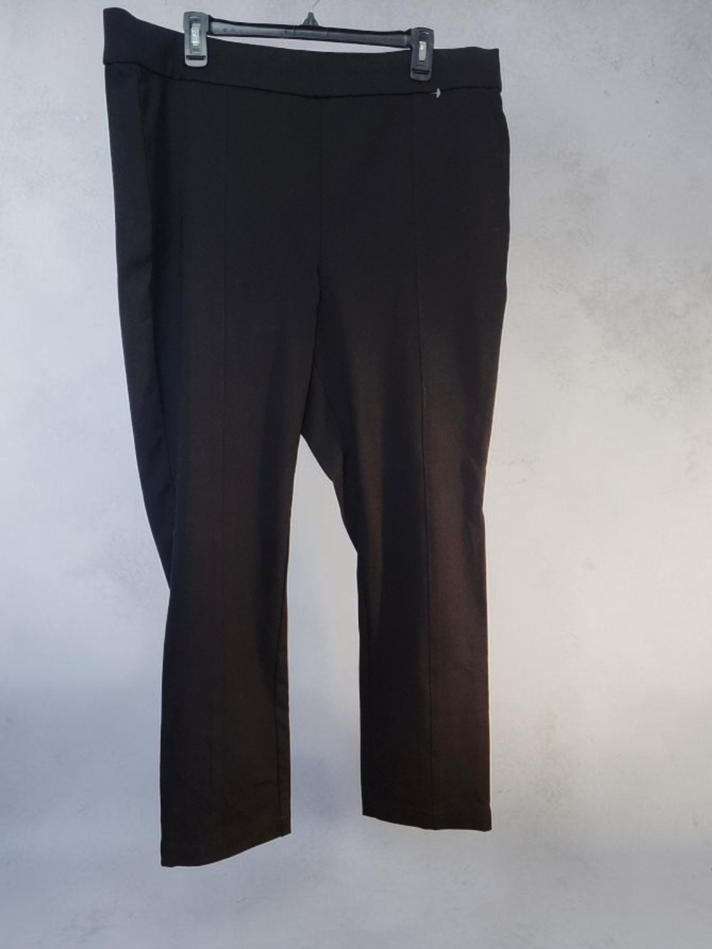 Anne Klein Black Ankle Crop Pants